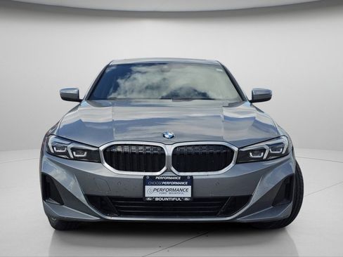 Used 2025 BMW 330i xDrive Sedan w/ Convenience Package AWD/4WD image 3