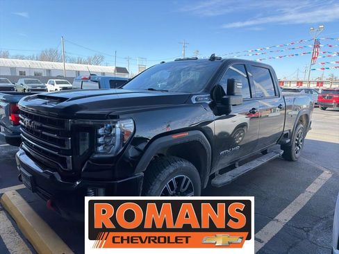 Used 2020 GMC Sierra 2500 AT4 w/ AT4 Premium Package image 1