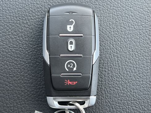 New 2026 RAM 1500 Big Horn AWD/4WD image 26