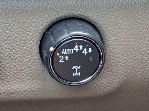 Used 2020 GMC Canyon SLT w/ Driver Alert Package image 26