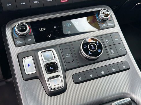 Used 2024 Hyundai Palisade Calligraphy AWD/4WD image 31