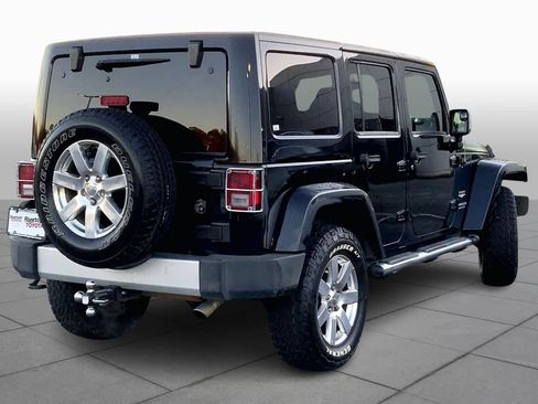 Used 2014 Jeep Wrangler Unlimited Sahara w/ Mopar Chrome Edition Group image 12