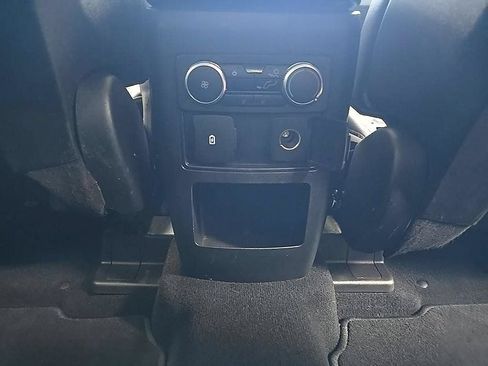 Used 2020 Ford Explorer XLT w/ Equipment Group 202A AWD/4WD image 35