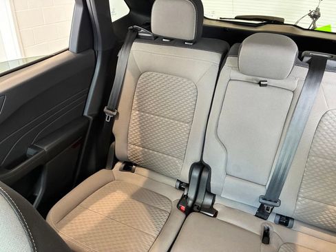 Used 2022 Ford Escape SE w/ Convenience Package AWD/4WD image 13