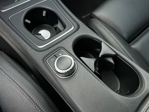 Used 2017 Mercedes-Benz CLA 250 image 37