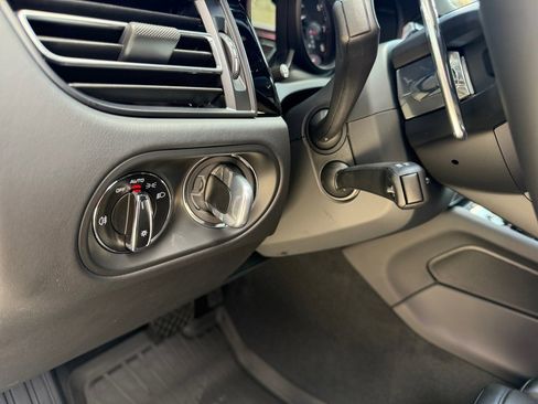 New 2026 Porsche Macan Turbo image 23