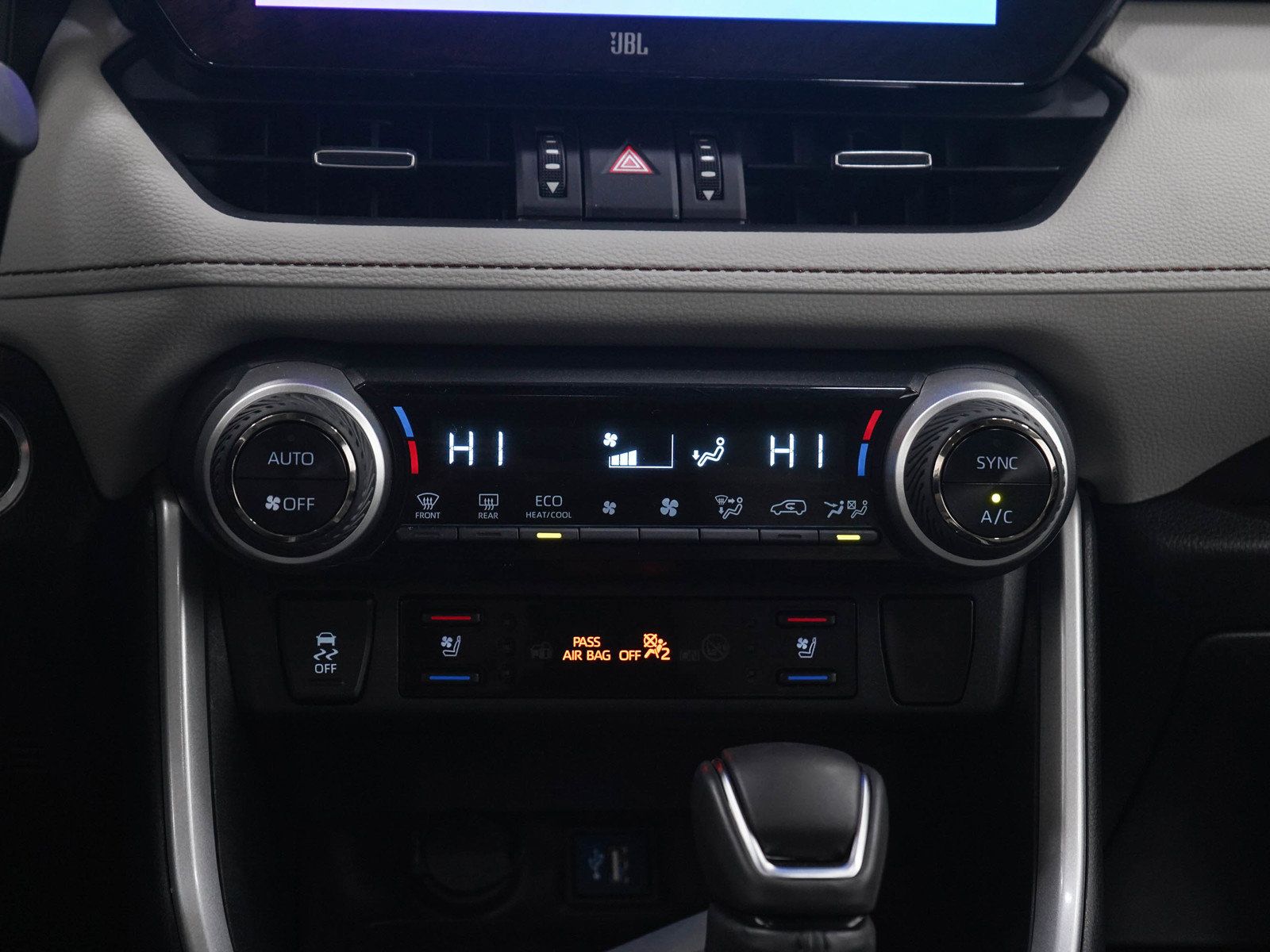 Used 2024 Toyota RAV4 Limited w/ Weather Package AWD/4WD image 19
