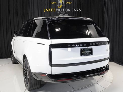 Used 2023 Land Rover Range Rover Autobiography AWD/4WD image 9