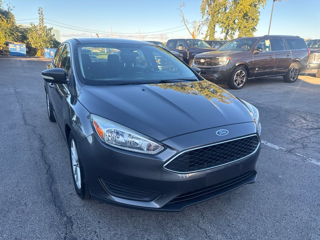 Used 2015 Ford Focus SE FWD image 46