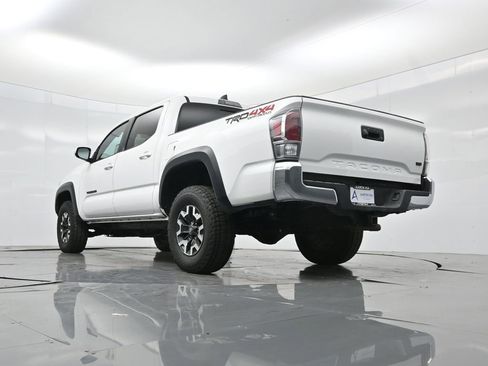 Used 2023 Toyota Tacoma TRD Off-Road AWD/4WD image 40
