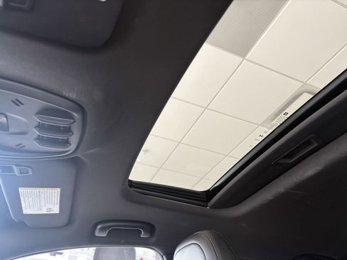 Used 2024 Buick Envista Sport Touring w/ Convenience I Package image 17