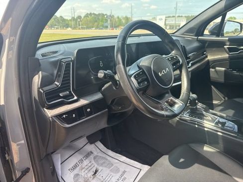Used 2023 Kia Sportage X-Line AWD/4WD image 13