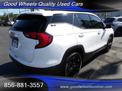 Used 2019 GMC Terrain SLE w/ Driver Convenience Package FWD image 5
