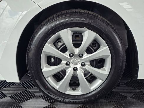 Used 2026 Toyota Corolla LE FWD image 11