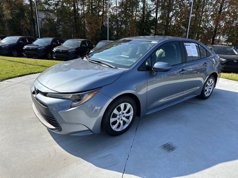 Certified 2024 Toyota Corolla LE image 5