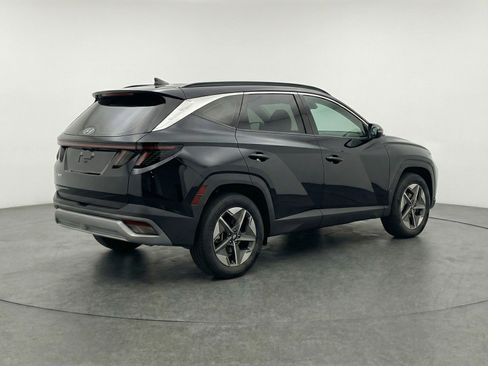 Used 2025 Hyundai Tucson SEL FWD image 9