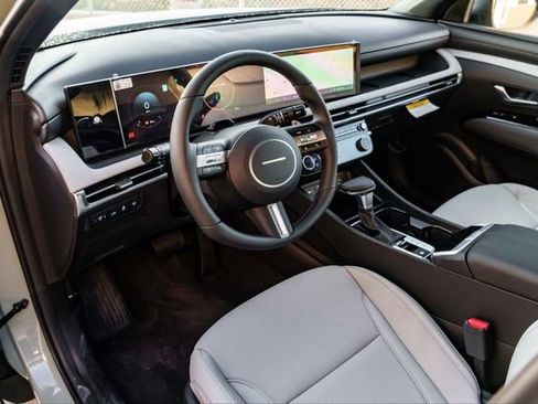 New 2025 Hyundai Santa Cruz Limited AWD/4WD image 8