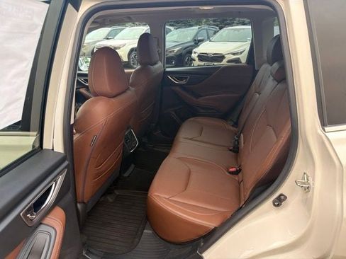 Used 2019 Subaru Forester Touring AWD/4WD image 9