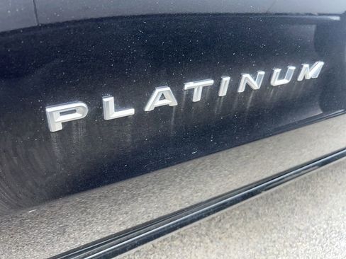 Used 2025 Ford Expedition Max Platinum AWD/4WD image 9