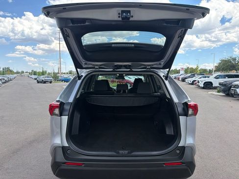 Used 2025 Toyota RAV4 XLE AWD/4WD image 17