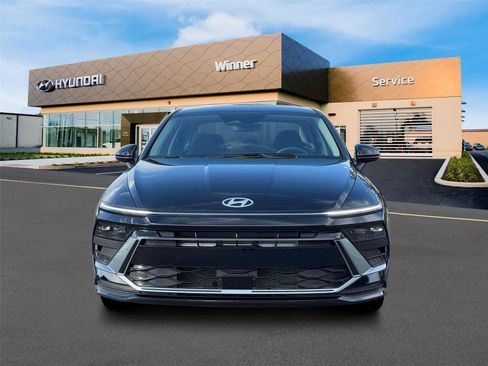 New 2026 Hyundai Sonata SE FWD image 12