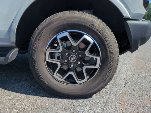 Certified 2026 Ford Bronco Outer Banks AWD/4WD image 13