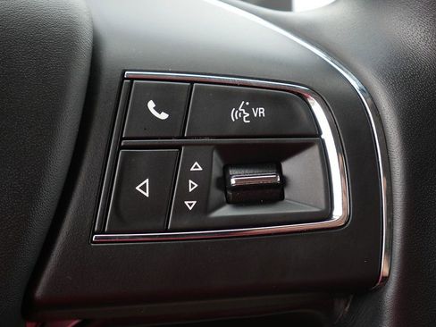 Used 2019 Maserati Levante GranLusso AWD/4WD image 32