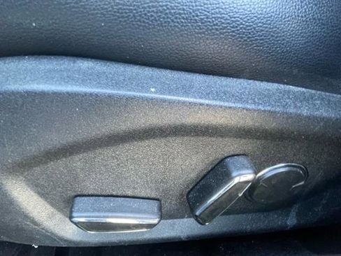 Used 2020 Ford Fusion SEL image 15