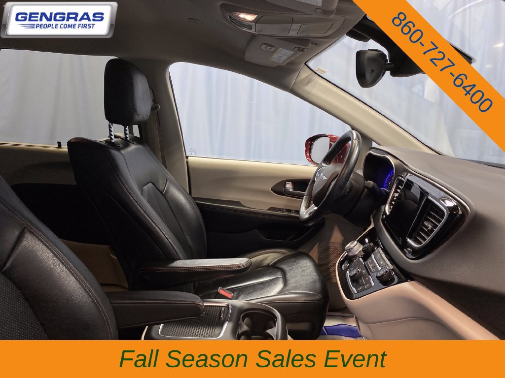 Certified 2017 Chrysler Pacifica Touring-L Plus w/ Advanced Safetytec Group FWD image 42
