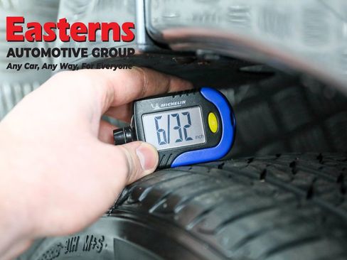 Used 2022 Nissan Leaf S image 27