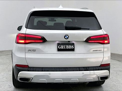 Used 2023 BMW X5 sDrive40i image 7