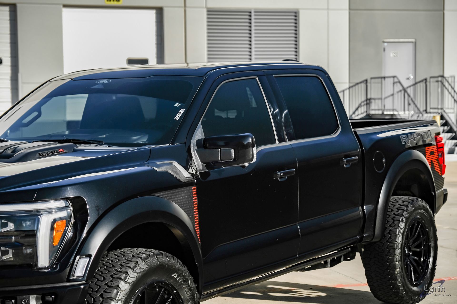 Used 2025 Ford F150 Raptor w/ Equipment Group 803A Raptor R AWD/4WD image 23