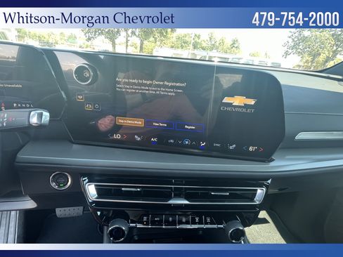 New 2027 Chevrolet Traverse LT w/ Sun and Wheel Package FWD image 12