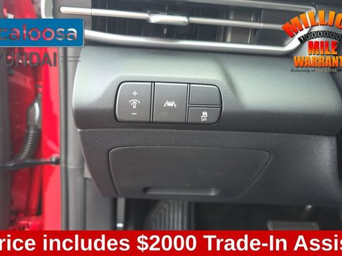Used 2023 Hyundai Elantra SEL FWD image 14