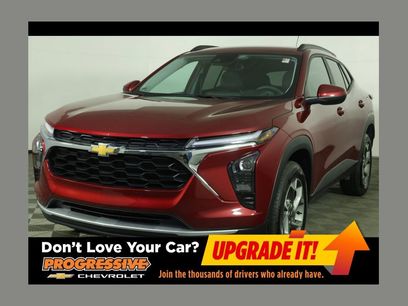 Used 2025 Chevrolet Trax LT