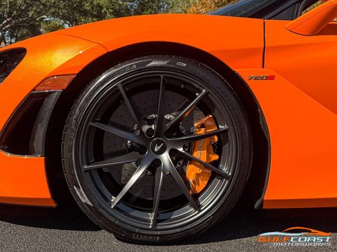 Used 2022 McLaren 720S Spider image 42
