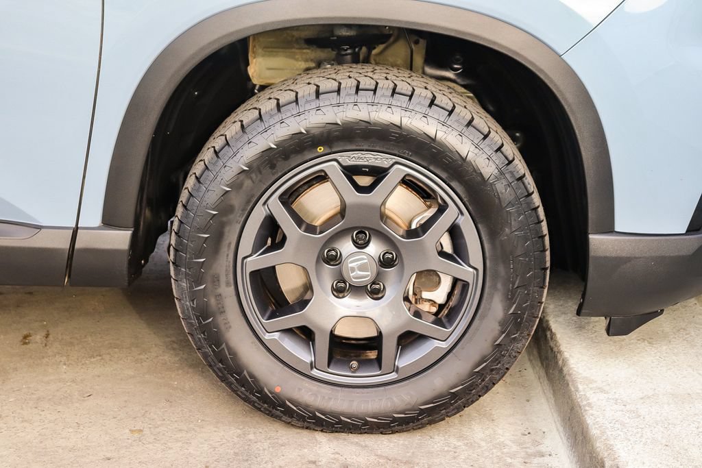 Used 2024 Honda Pilot TrailSport image 11