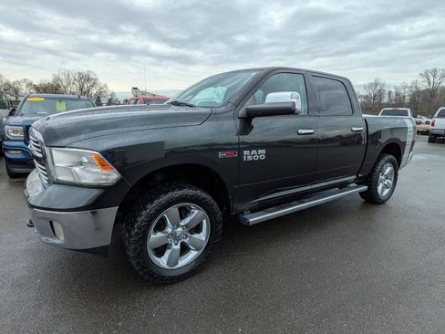 Used 2016 RAM 1500 Big Horn AWD/4WD image 2