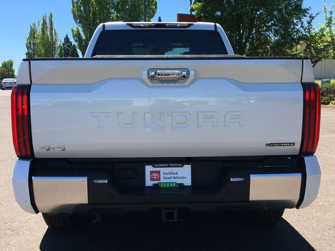 Used 2025 Toyota Tundra Limited AWD/4WD image 6