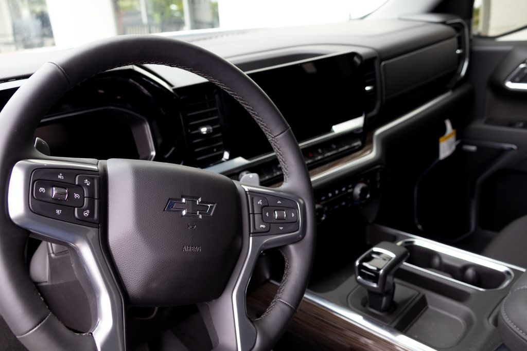 New 2026 Chevrolet Silverado 1500 RST AWD/4WD image 82