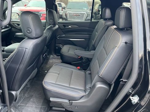 Certified 2025 Chevrolet Traverse High Country image 7