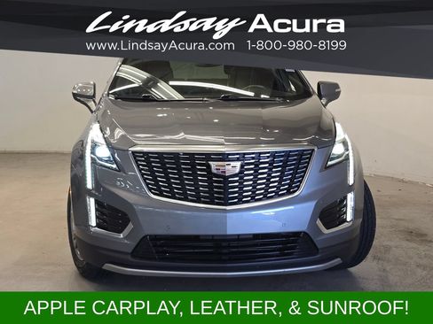Used 2022 Cadillac XT5 Premium Luxury FWD image 2