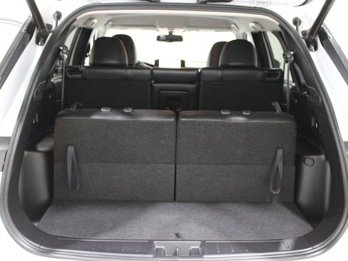 Used 2024 Mitsubishi Outlander SEL image 30