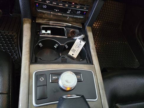 Used 2011 Mercedes-Benz E 350 4MATIC Wagon image 18