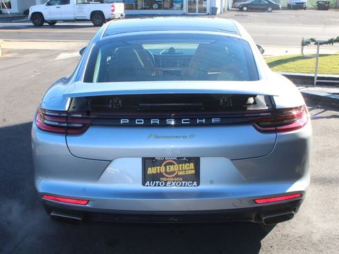 Used 2018 Porsche Panamera 4 AWD/4WD image 25