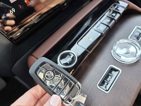 New 2026 Lincoln Navigator Reserve image 15