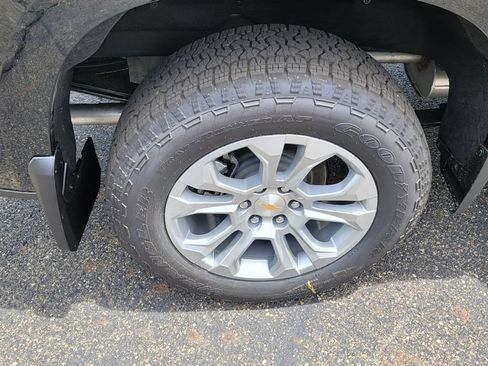 New 2026 Chevrolet Silverado 1500 LTZ w/ Z71 Off-Road Package AWD/4WD image 13