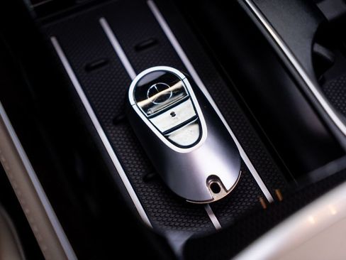 Used 2023 Mercedes-Benz S 580 4MATIC Sedan image 24