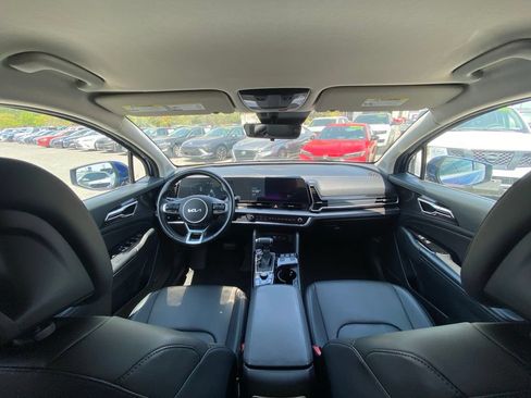 Certified 2023 Kia Sportage EX FWD image 33