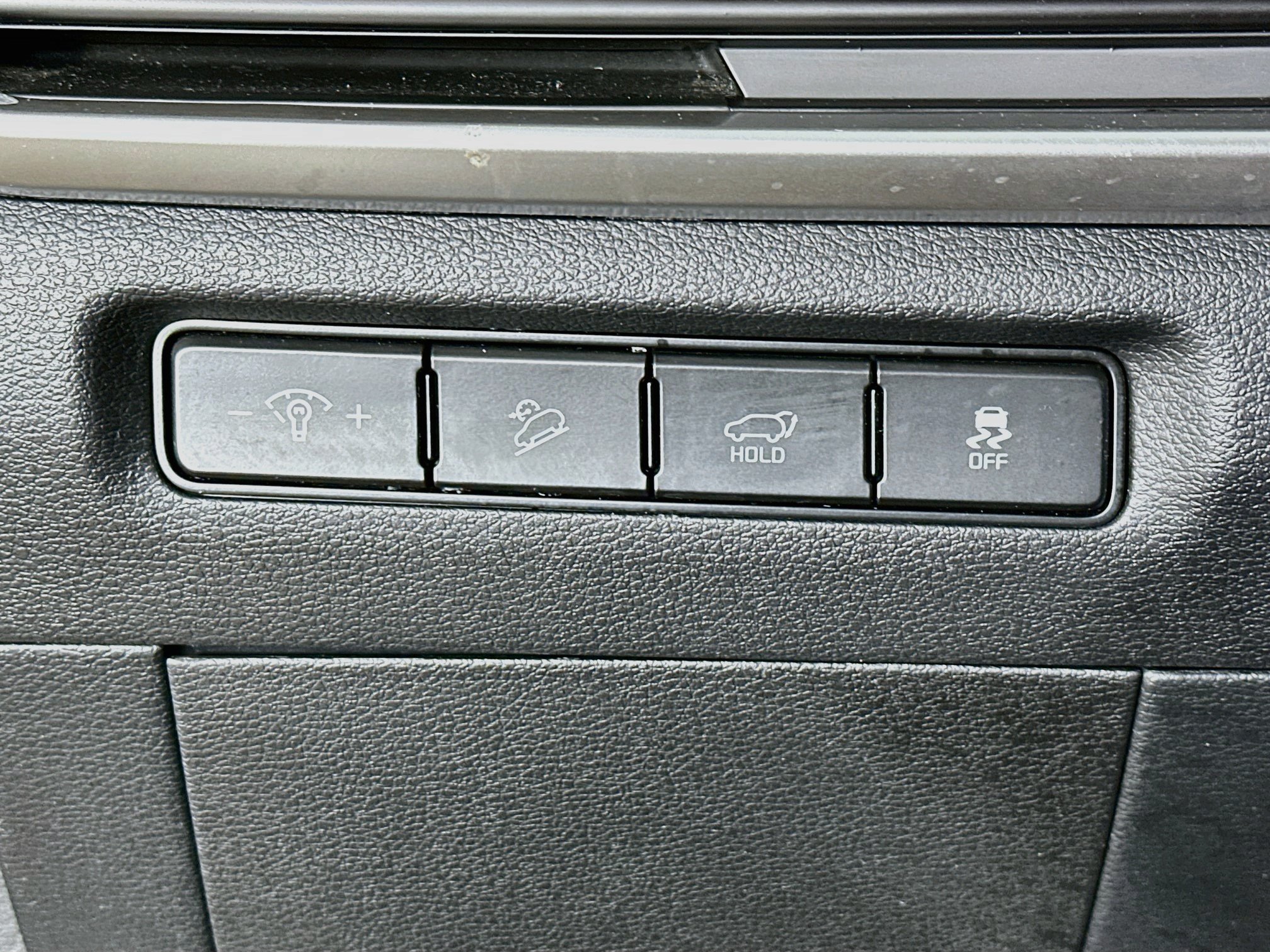 Used 2025 Kia Telluride S AWD/4WD image 17
